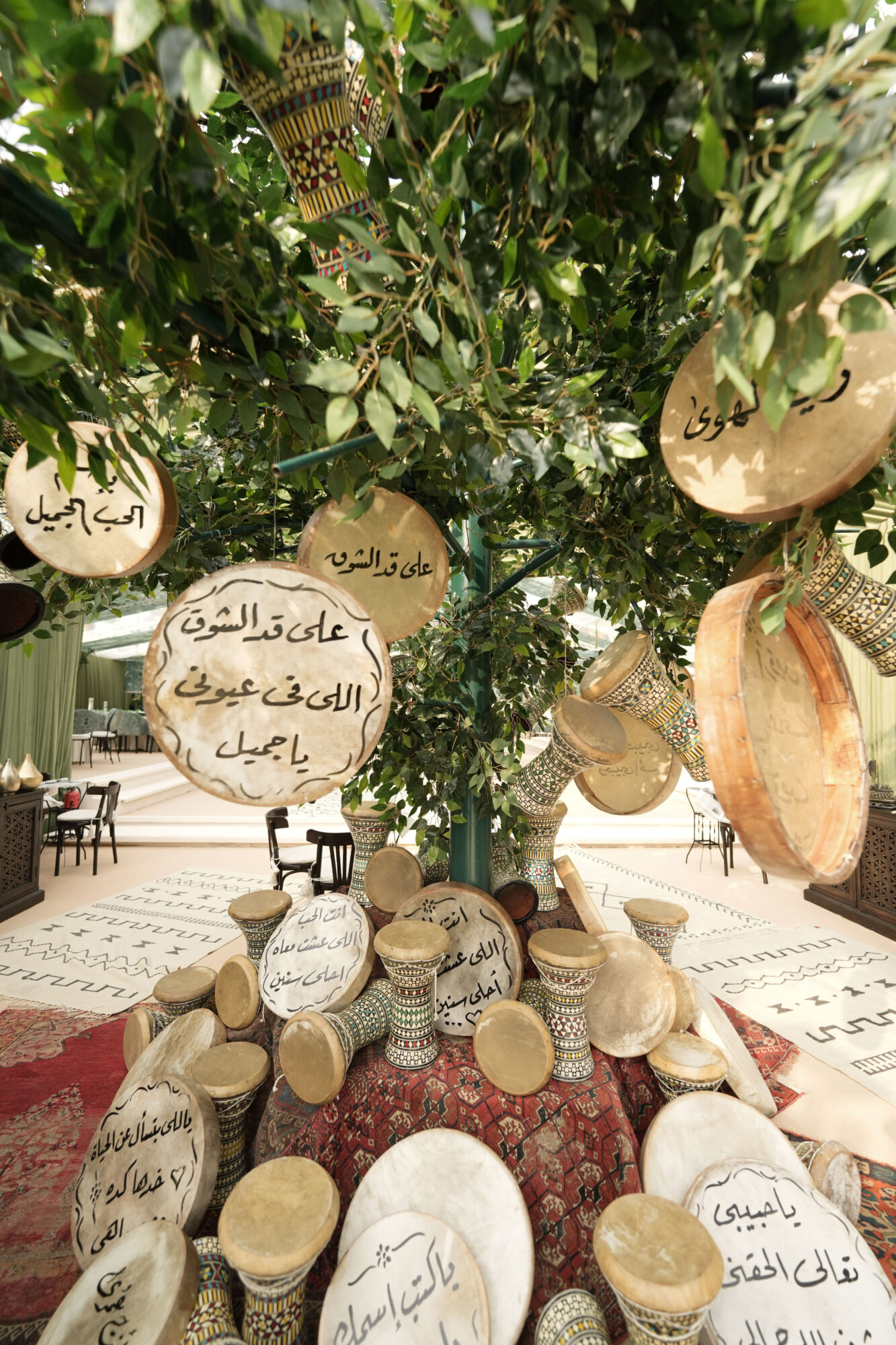 Modern Takht at the EFG Holding Ramadan Iftar, photograph 3.1